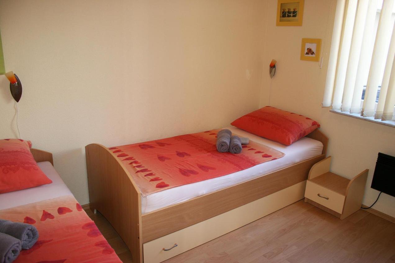 Apartamento Apartman Klaudijo Baška Exterior foto